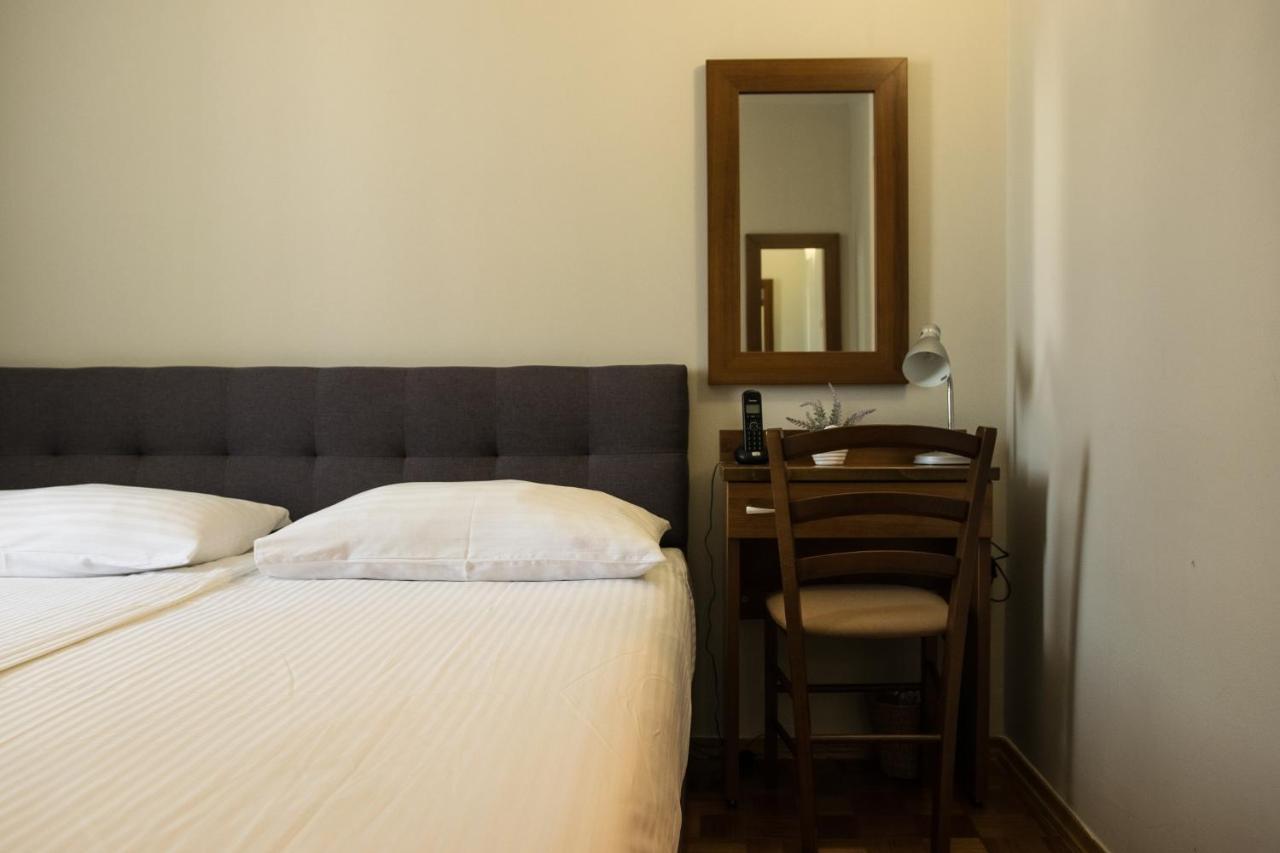 מדולין Hotel Minerva מראה חיצוני תמונה