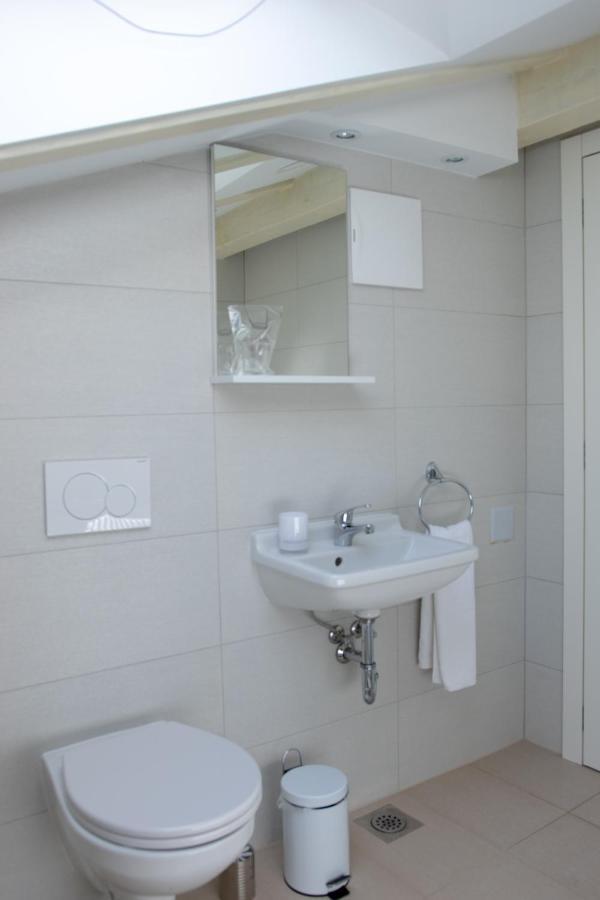 מדולין Hotel Minerva מראה חיצוני תמונה