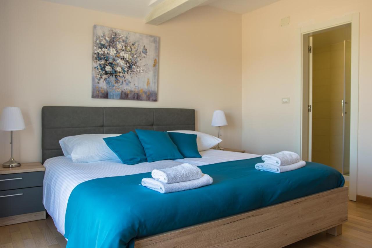 מדולין Hotel Minerva מראה חיצוני תמונה