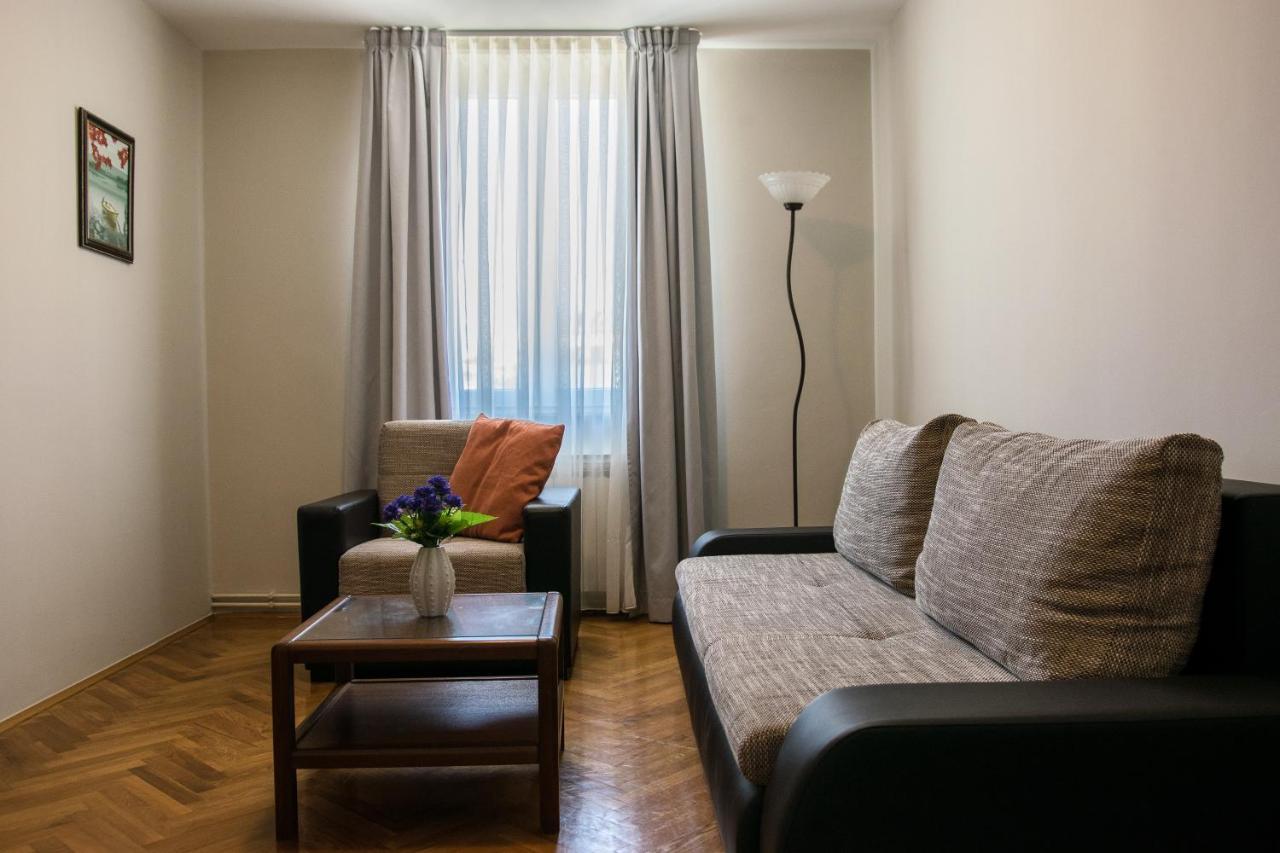 מדולין Hotel Minerva מראה חיצוני תמונה