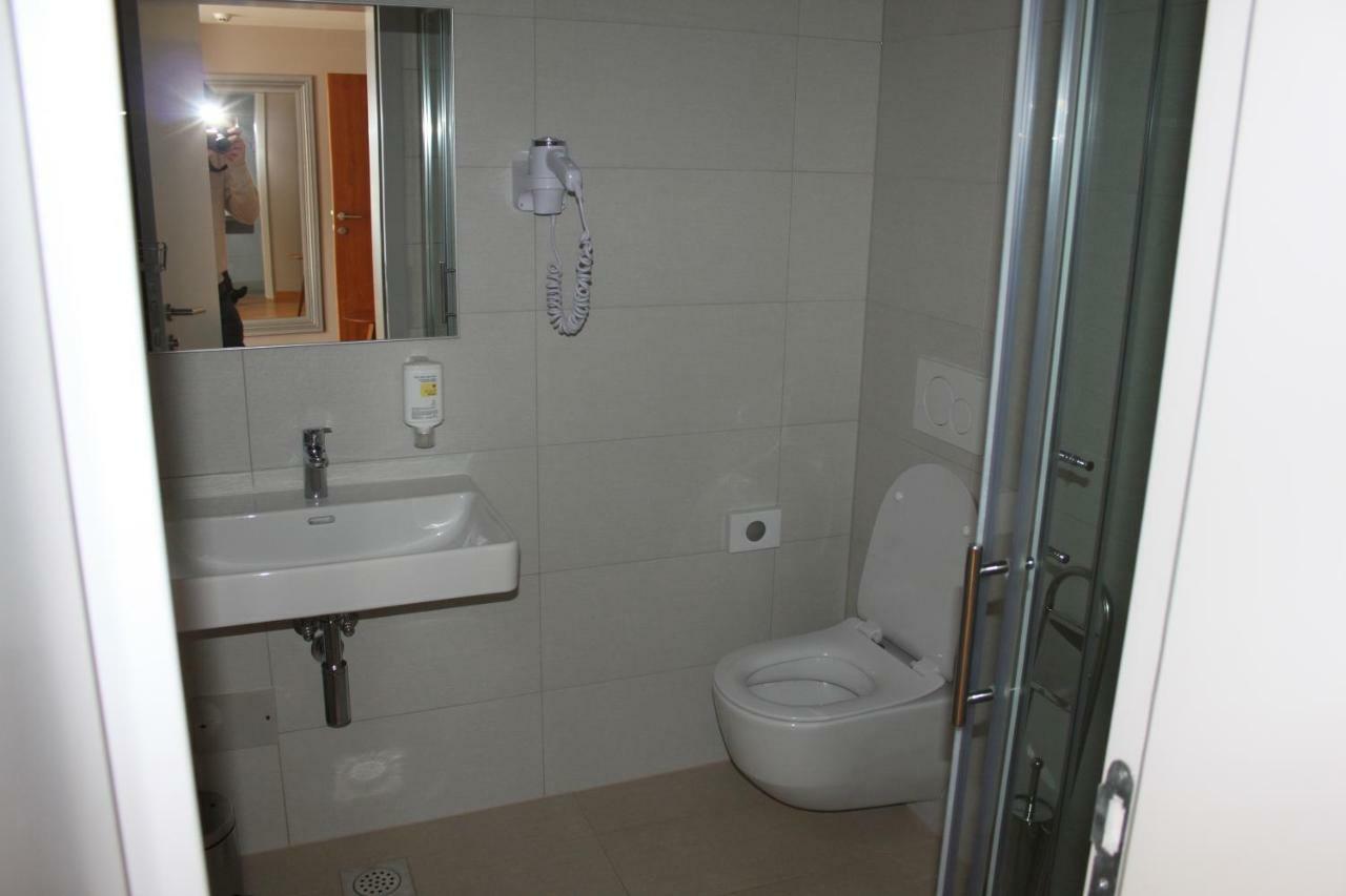 מדולין Hotel Minerva מראה חיצוני תמונה